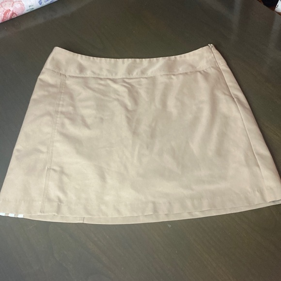 Adidas Clima Cool‎ Tennis Gold Exercise Tan & White Stripe Skort Size 8, EUC - Picture 1 of 10
